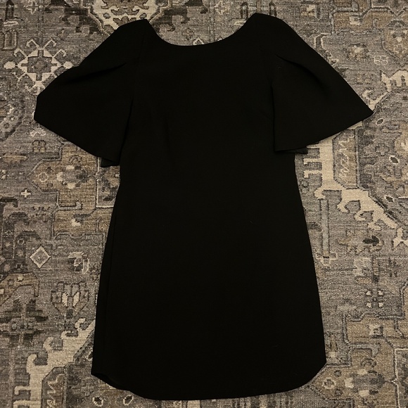Trina Turk Bryce Shift Dress - Picture 1 of 6